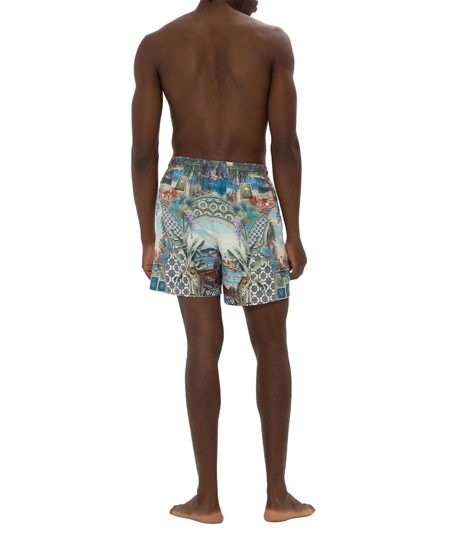 Stay stylish by the sea with CAMILLA Postcards & Palm Trees Mid Length Boardshort 00039189 – perfect for beach days and summer adventures.