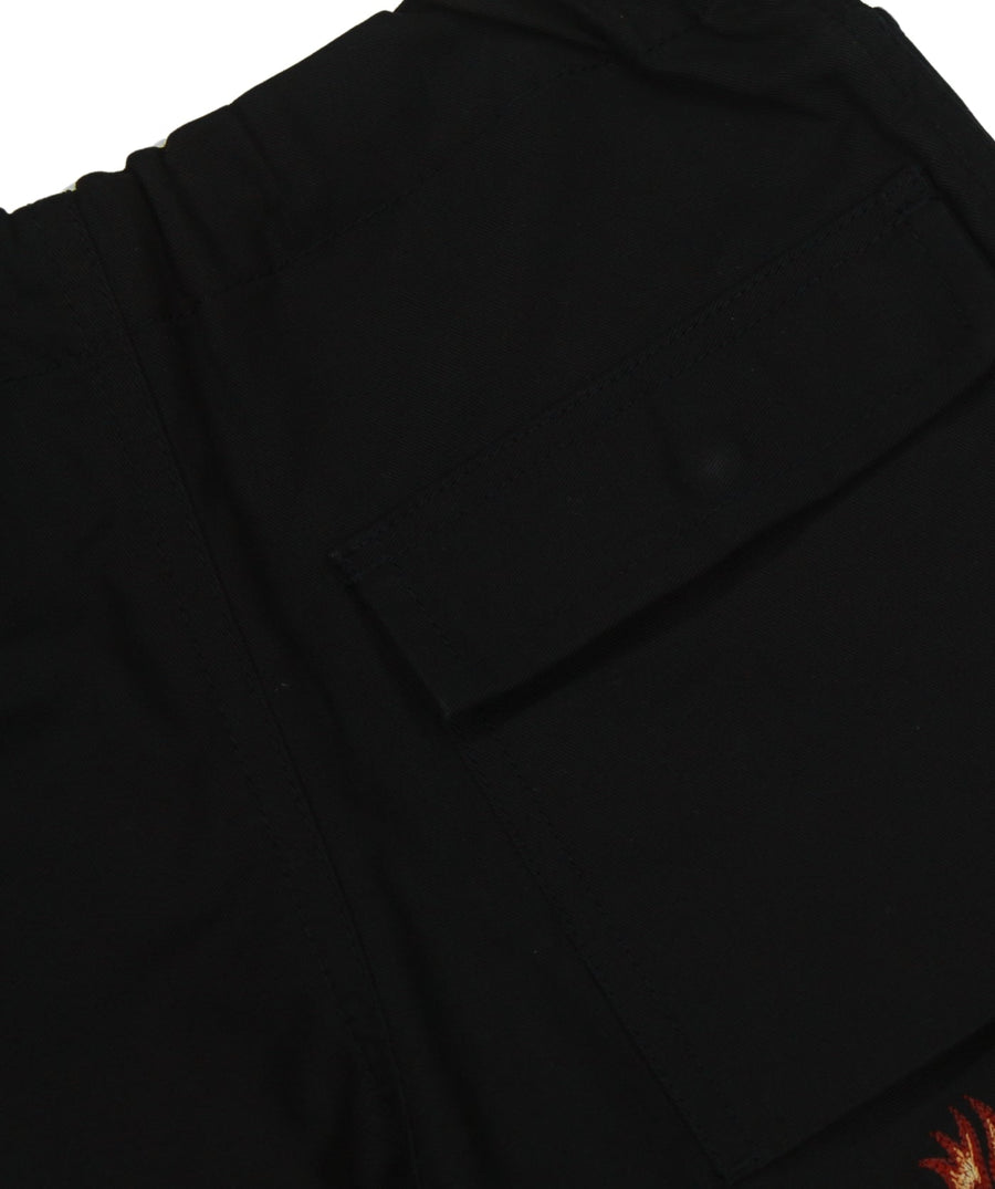 The Maharishi Original Snopants B01MH5406 feature a relaxed fit, Snocord® adjustability, and durable fabric—perfect for versatile, everyday wear.