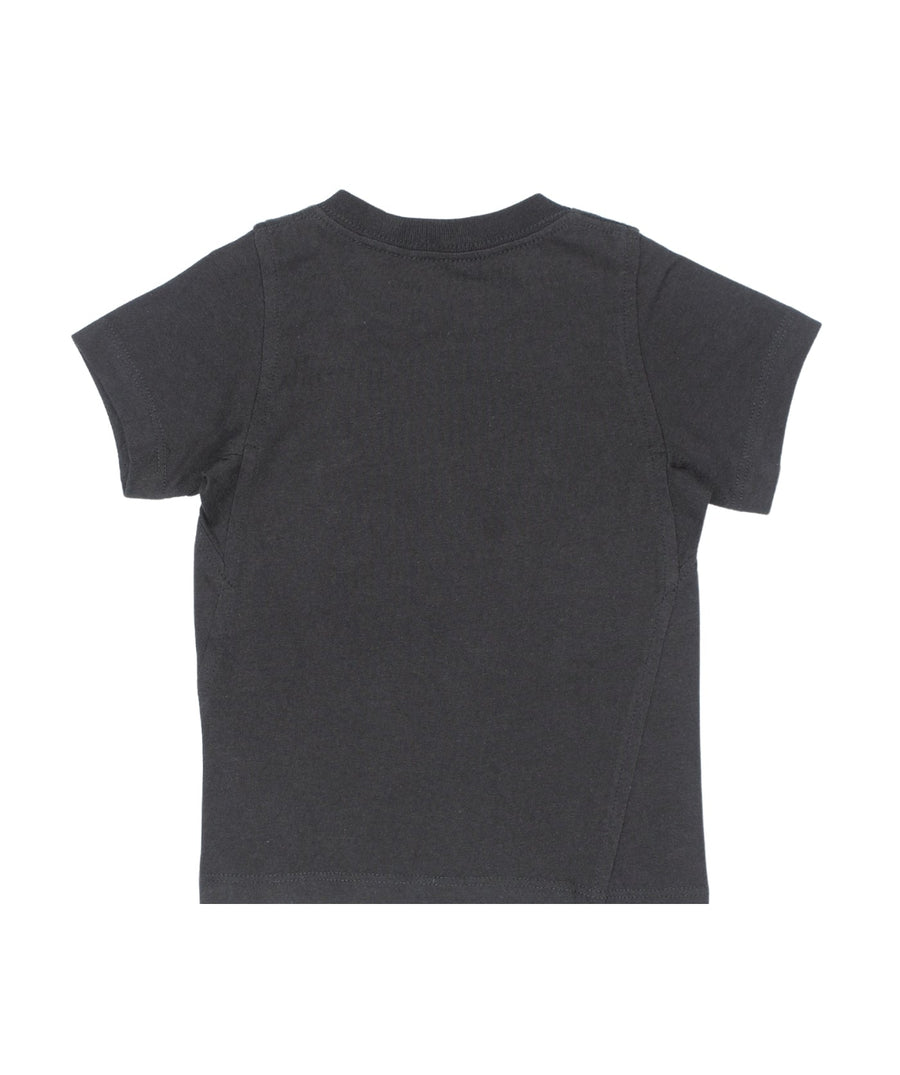 The MAHARISHI Pacifist Symbols T‑Shirt 5619 features bold peace icon prints, premium organic cotton, and relaxed fit—perfect for statement styling with sustainable flair.