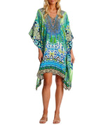 LA MODA Nile River Regular Kaftan 25008 RK – A breezy and elegant kaftan with a vibrant print, lightweight fabric, and a relaxed fit, perfect for beachwear and resort styling.