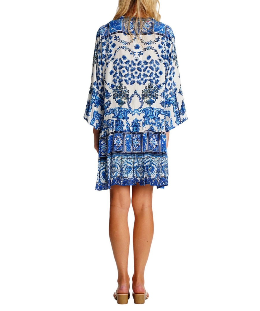 LA MODA Cleopatra Mid-Length Dress 25034 SM – A sophisticated mid-length dress featuring an elegant Cleopatra-inspired design, lightweight fabric, and a flattering silhouette, perfect for chic resort wear and special occasions