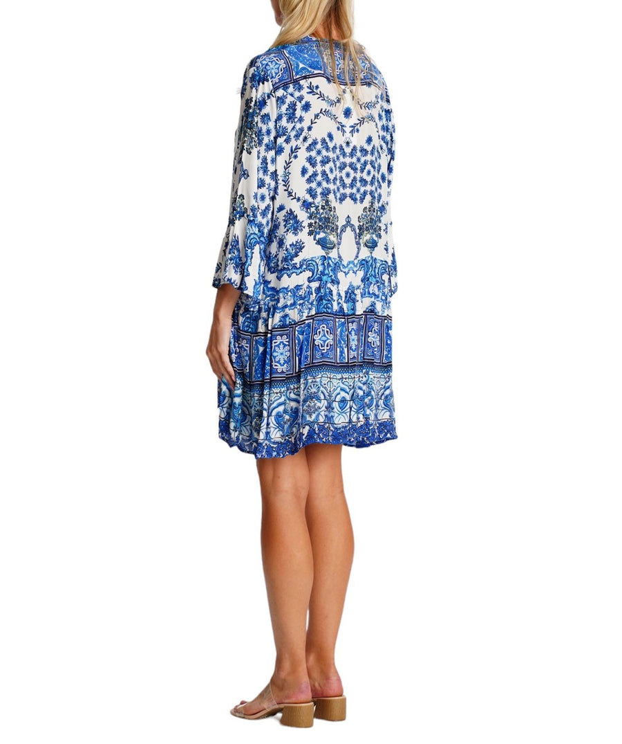 LA MODA Cleopatra Mid-Length Dress 25034 SM – A sophisticated mid-length dress featuring an elegant Cleopatra-inspired design, lightweight fabric, and a flattering silhouette, perfect for chic resort wear and special occasions