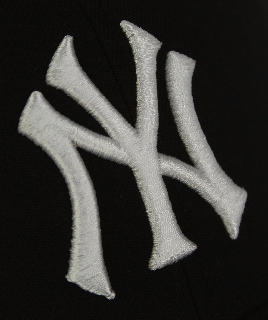47 MLB New York Yankees MVP Snapback Cap F11B-MVPSP17WBP-BKW