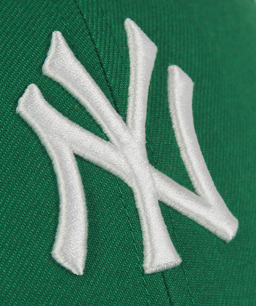 47 MLB New York Yankees MVP Snapback Cap F11B-MVPSP17WBP-KY