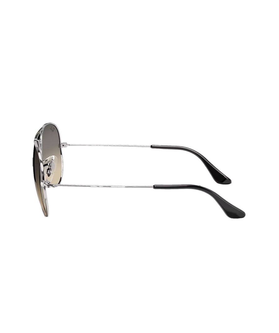RAY-BAN Aviator Classic RB3025-003/32– Iconic aviator sunglasses with a sleek gold metal frame and classic green lenses, offering timeless style and UV protection.