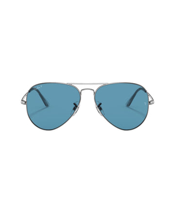 RAY-BAN RB3689 Aviator Classic RB3689-004/S2 – Timeless aviator sunglasses with a gold metal frame and green lenses, offering iconic style and reliable UV protection