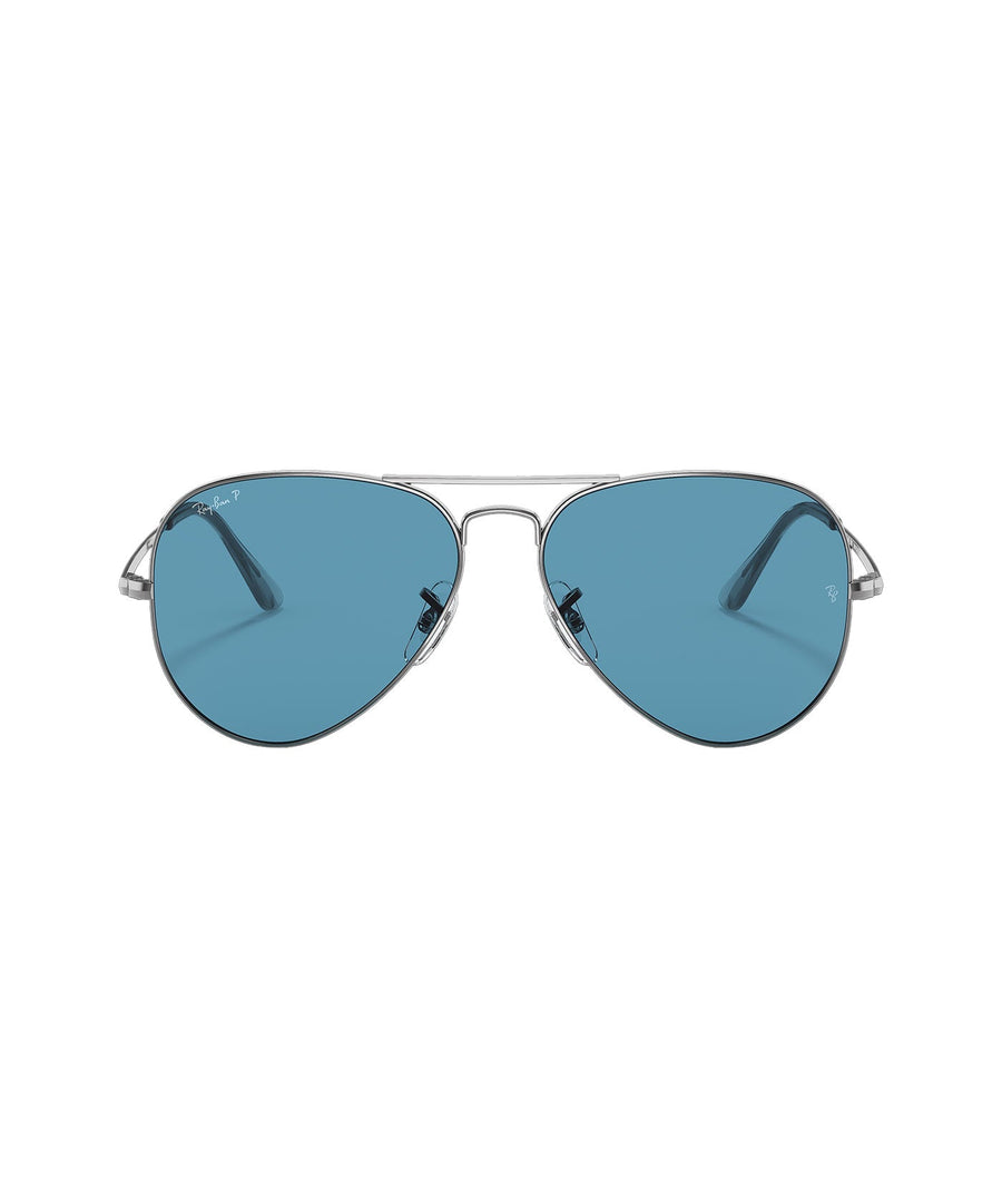 RAY-BAN RB3689 Aviator Classic RB3689-004/S2 – Timeless aviator sunglasses with a gold metal frame and green lenses, offering iconic style and reliable UV protection