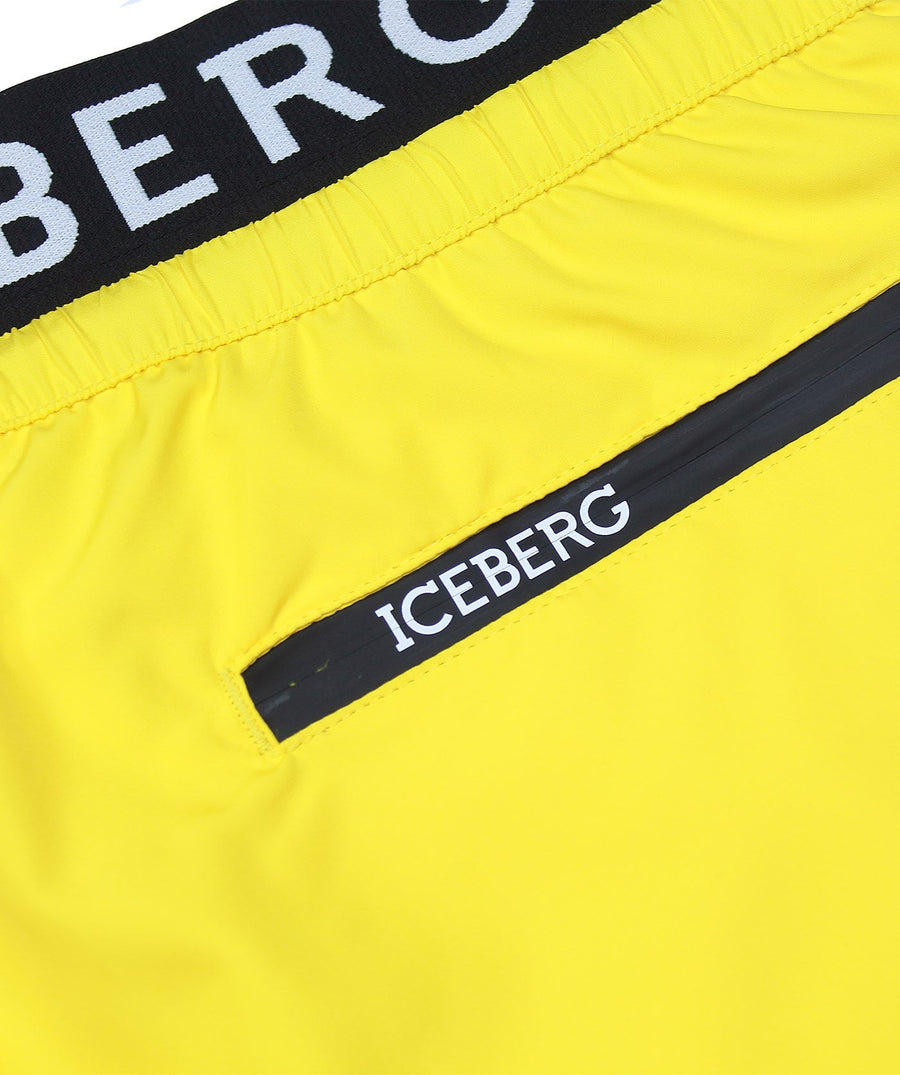 ICEBERG Branded Elastic Medium Boardshort ICE25MBM02 – Stylish boardshorts with a branded elastic waistband, quick-dry fabric, and a comfortable medium-length fit