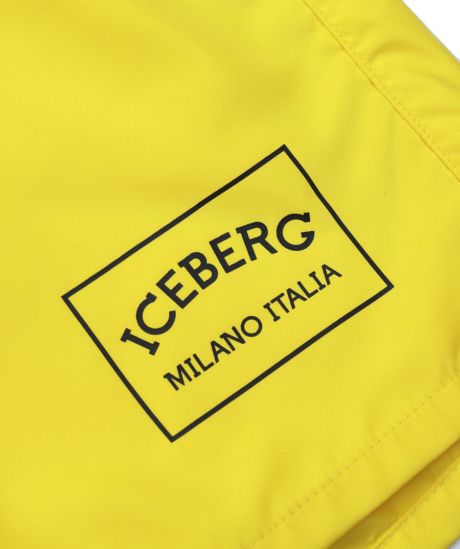 ICEBERG Branded Elastic Medium Boardshort ICE25MBM02 – Stylish boardshorts with a branded elastic waistband, quick-dry fabric, and a comfortable medium-length fit