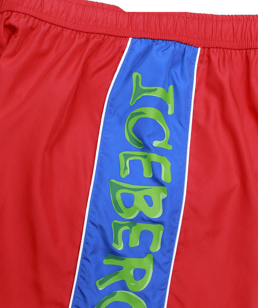 ICEBERG Vertical Medium Boardshort ICE25MBM03 – Stylish medium-length boardshorts featuring a vertical logo design, quick-dry fabric, and a comfortable fit
