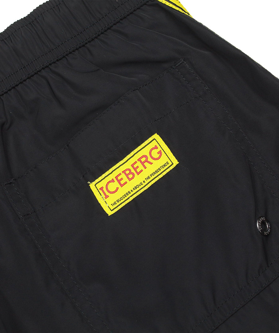 ICEBERG Tape Medium Boardshort ICE25MBS01 – Stylish boardshorts featuring signature tape detailing, quick-dry fabric, and a comfortable medium-length fit