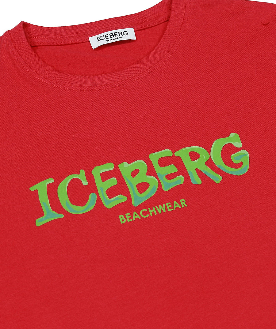 ICEBERG Vertical T-Shirt ICE25MTS01 – A stylish t-shirt featuring a bold vertical logo design, premium fabric, and a comfortable fit for a modern casual look