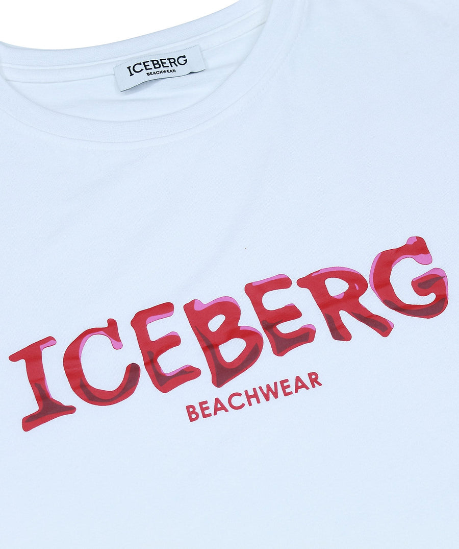 ICEBERG Vertical T-Shirt ICE25MTS01 – A stylish t-shirt featuring a bold vertical logo design, premium fabric, and a comfortable fit for a modern casual look