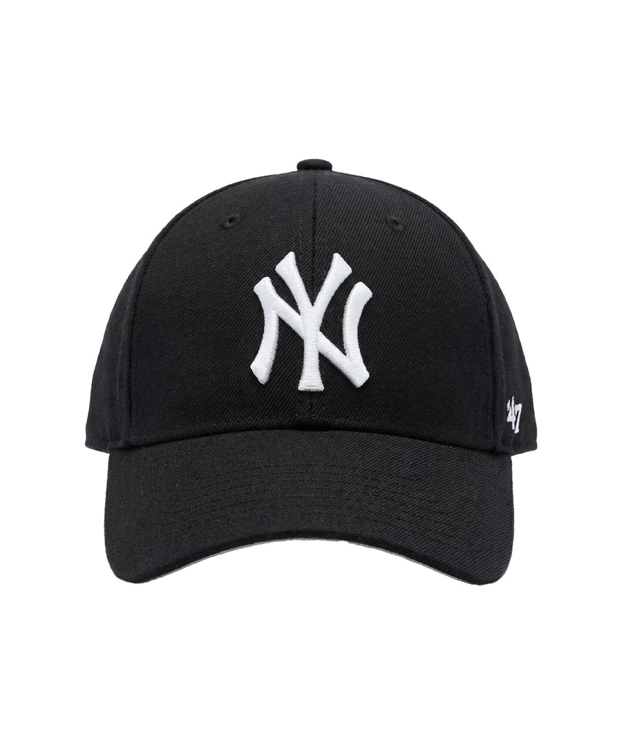 Rep your team with the ’47 MLB New York Yankees MVP Snapback Cap F11B-MVPSP17WBP-BK — adjustable, comfortable, and perfect for everyday sporty street style.