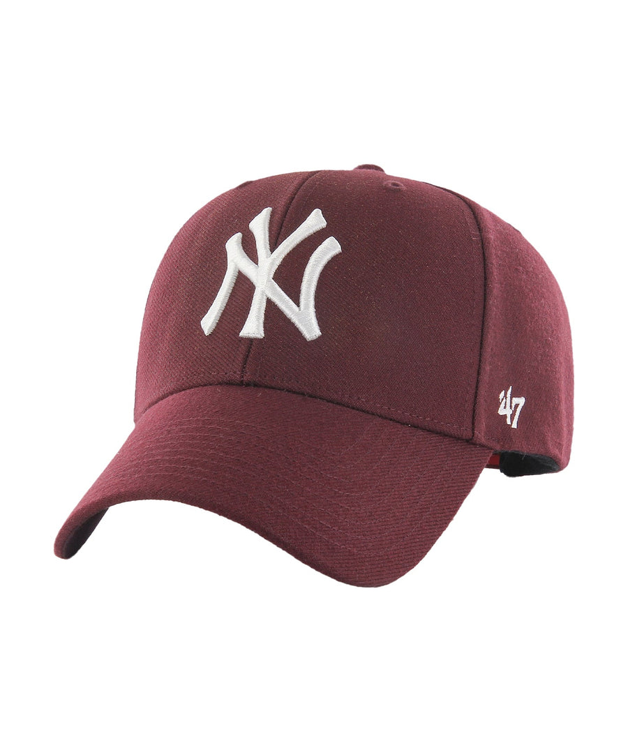 Boost your style with the ’47 MLB New York Yankees MVP Snapback Cap F11B-MVPSP17WBP-KM — adjustable, comfortable, and perfect for everyday sporty streetwear.