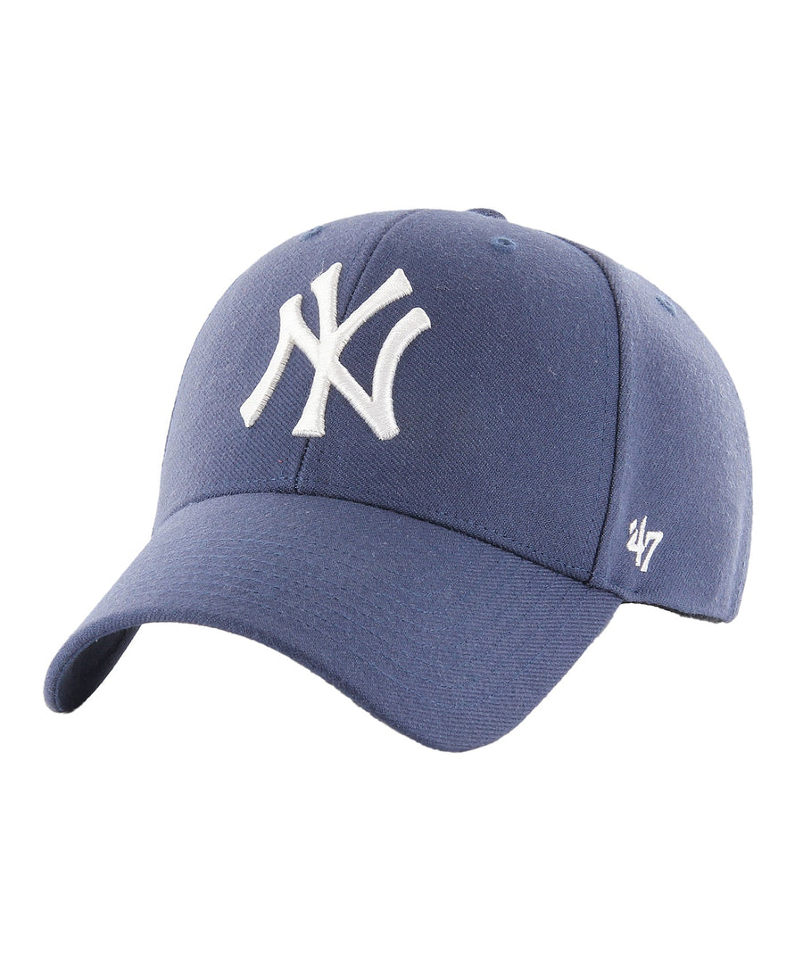 Rep your team in style with the ’47 MLB New York Yankees MVP Snapback Cap F11B-MVPSP17WBP-TB — adjustable, comfortable, and perfect for everyday sporty looks.