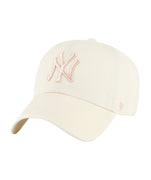 47 MLB New York Yankees Clean Up Cap F11B-NLRGW17GWS-NTN – relaxed adjustable cap with curved visor and iconic Yankees logo for a classic casual look.