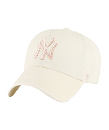 47 MLB New York Yankees Clean Up Cap F11B-NLRGW17GWS-NTN – relaxed adjustable cap with curved visor and iconic Yankees logo for a classic casual look.