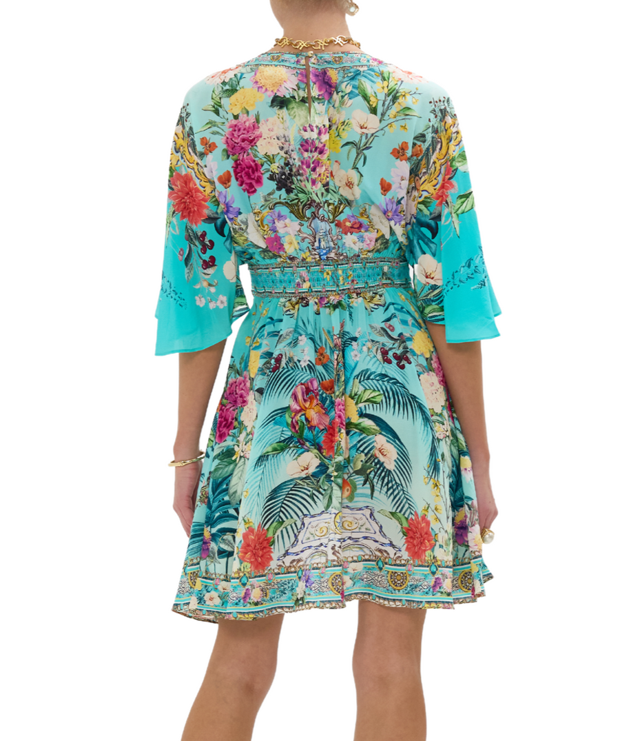 CAMILLA Gardens Of Queluz Short Dress 00033238 – A vibrant short dress adorned with a regal garden-inspired print, featuring a flattering cut and luxe fabric