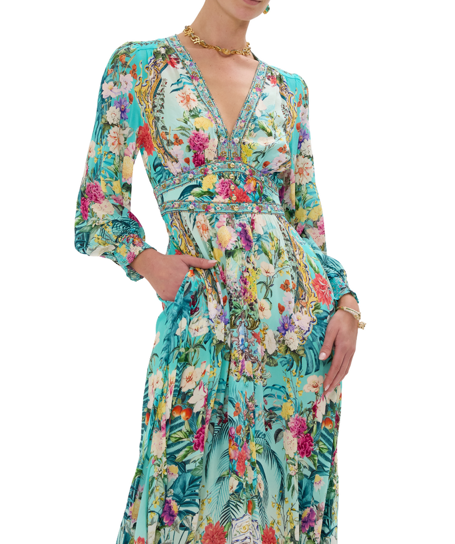 CAMILLA Gardens Of Queluz Long Dress 00034235 – An elegant long dress with a regal garden-inspired print, flowing silhouette, and luxurious fabric for timeless style
