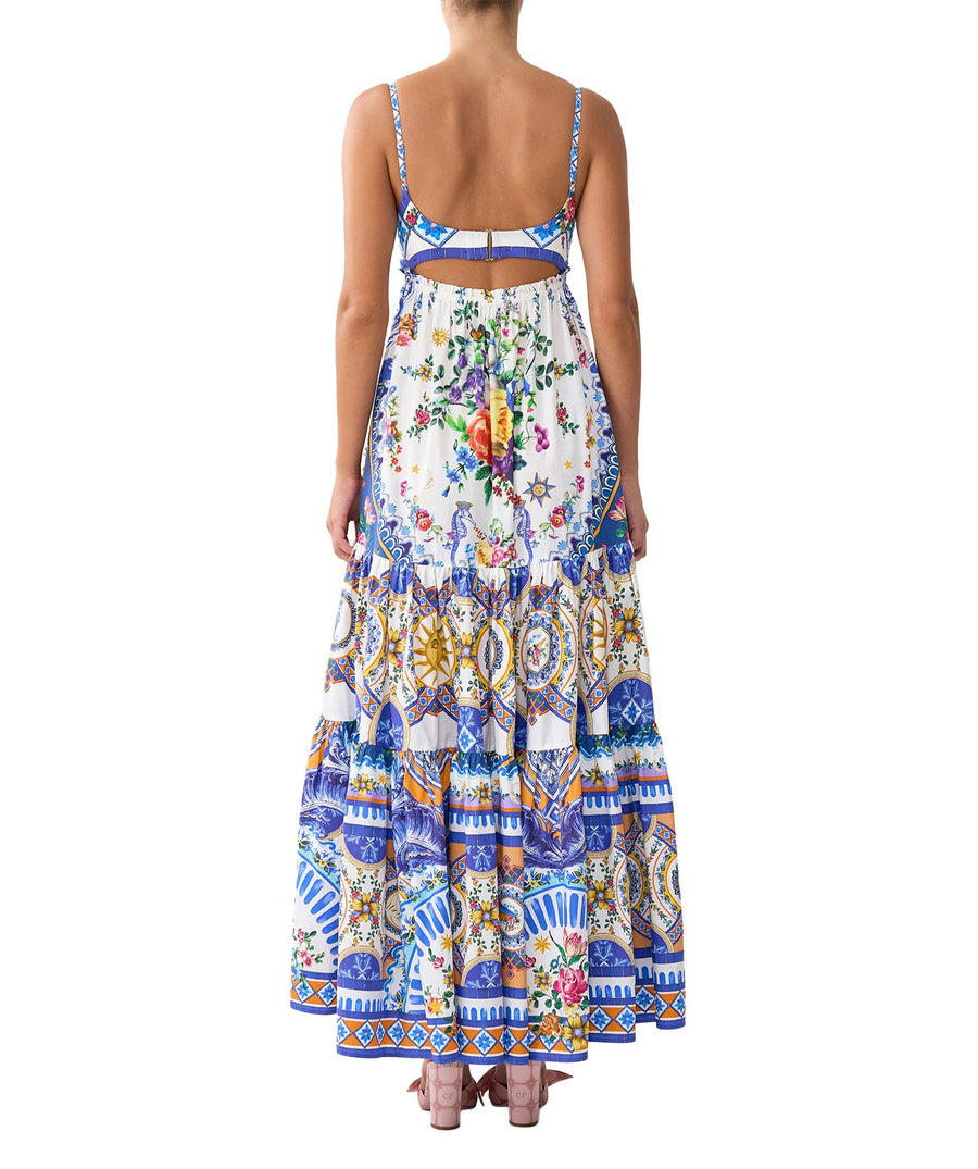 Make a statement in the CAMILLA Tiles Darls Long Dress 00034869 – a luxe, flowing silhouette adorned with bold prints, perfect for day-to-night elegance.