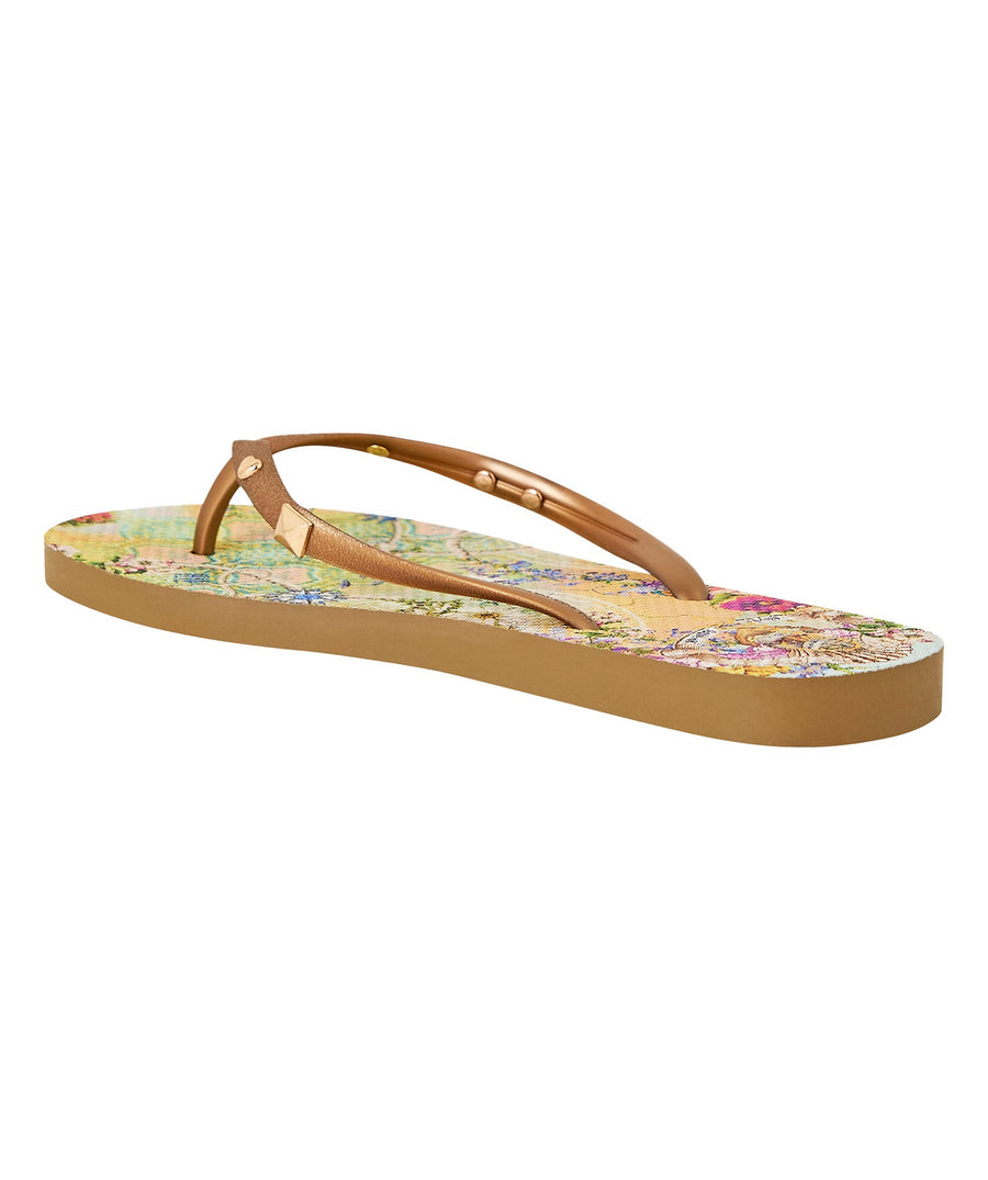 Dive into beachside elegance with the CAMILLA Just Coasting Thong 0035856, showcasing ocean-inspired prints, luxe comfort, and a flattering minimalist design.
