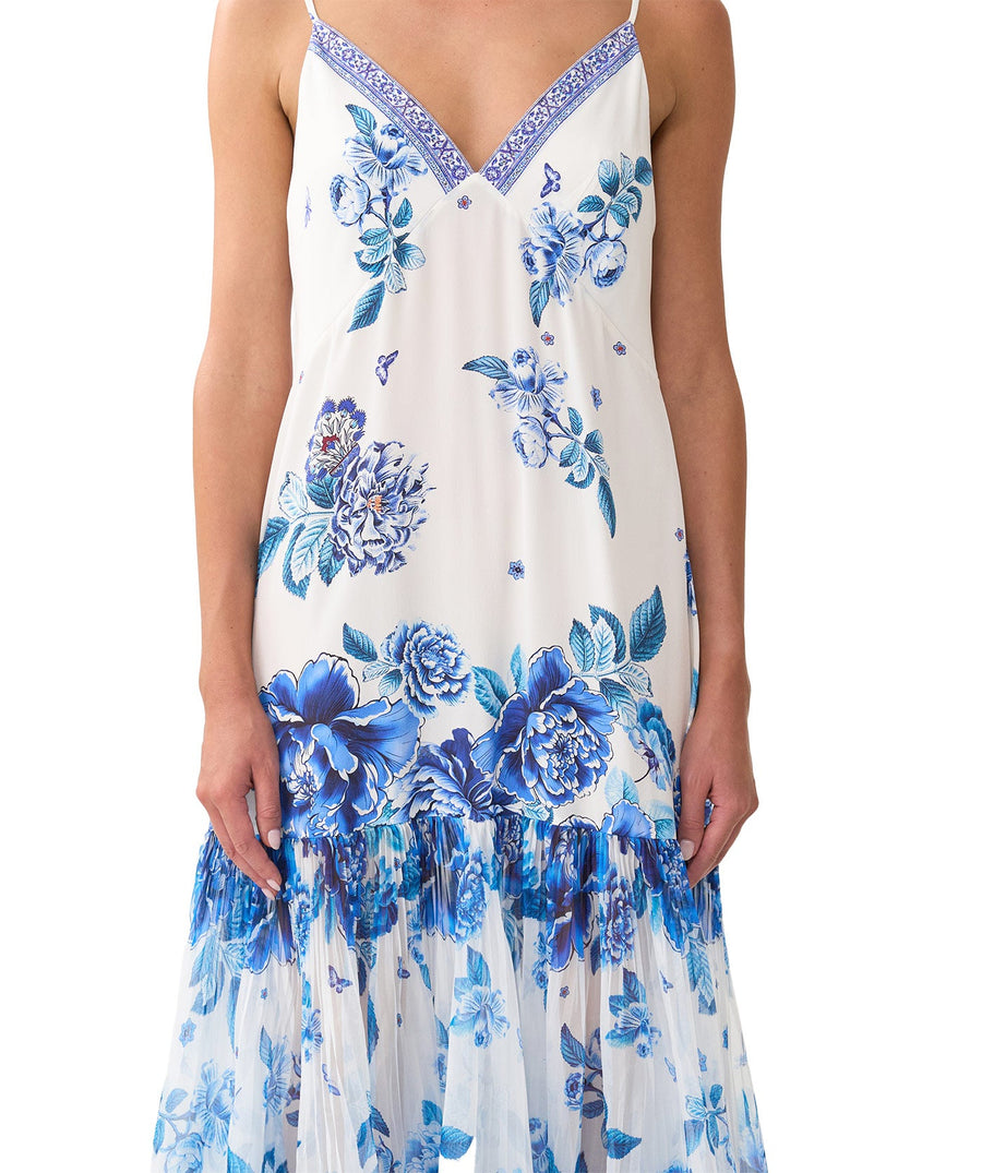 CAMILLA A Ceramic Garden Pleated Chiffon Skirt Dress 00037046 – flowing pleats, luxe chiffon, and vibrant prints for timeless elegance.