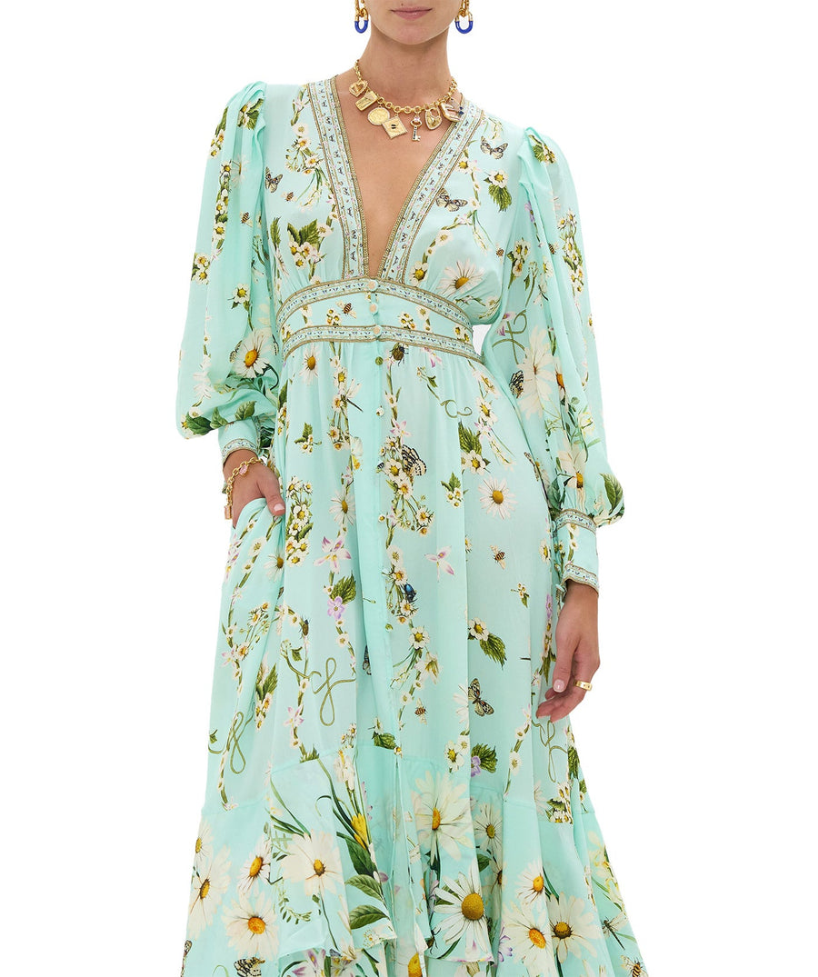 Embrace effortless elegance in the CAMILLA Floral Freefall Long Dress 00037819 – a flowy, floral masterpiece perfect for resort escapes and summer soirées.