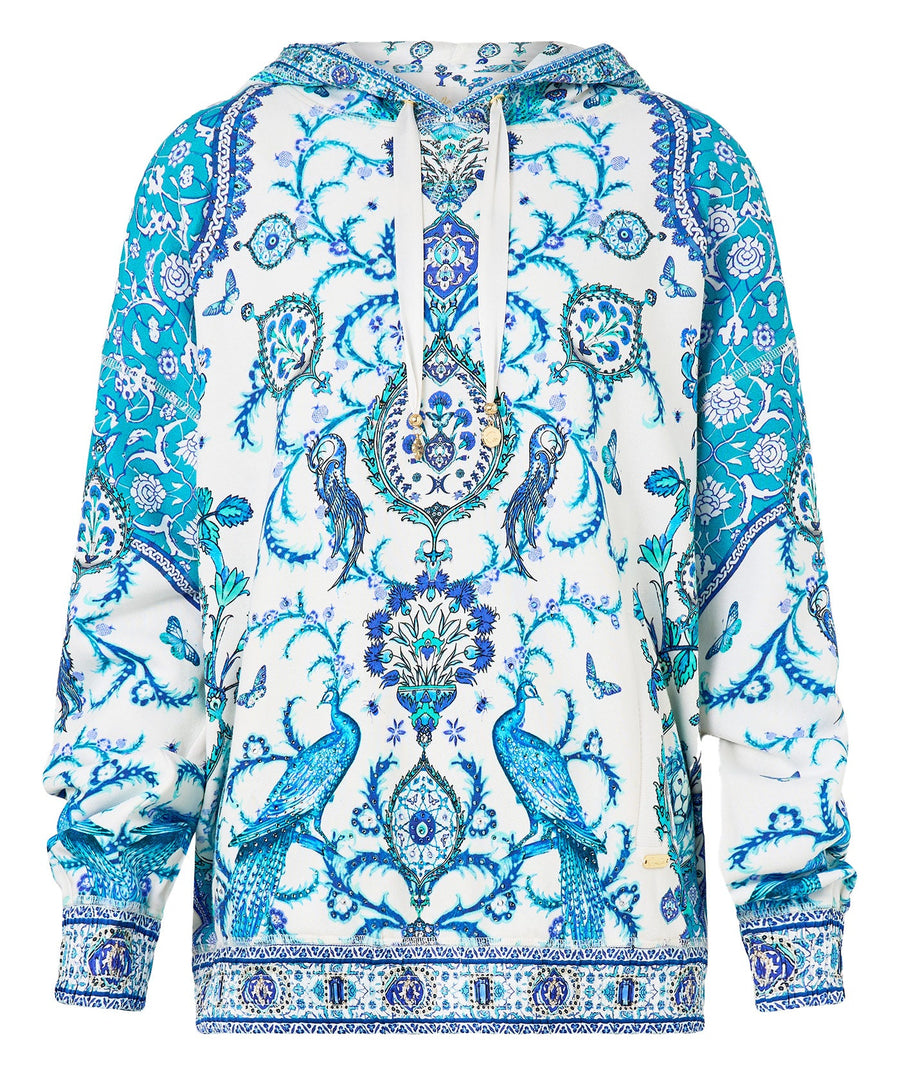 The CAMILLA Isnik Lullaby Tracksuit 00039563/00037333 blends comfort and style with bold prints, relaxed fit, and crystal accents—perfect for luxe lounging.