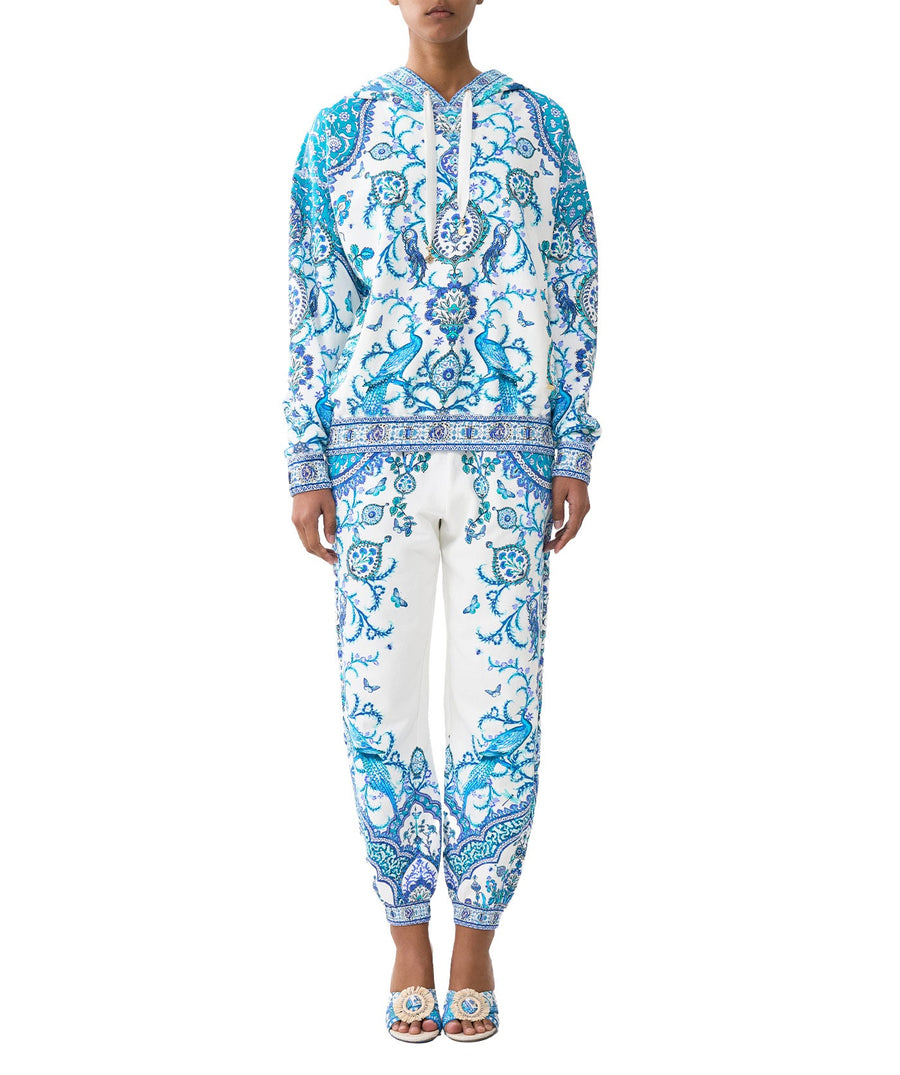 The CAMILLA Isnik Lullaby Tracksuit 00039563/00037333 blends comfort and style with bold prints, relaxed fit, and crystal accents—perfect for luxe lounging.