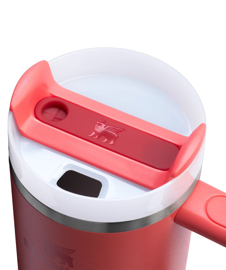 STANLEY Quencher H2.0 Flowstate Tumbler STNHOTCORAL30OZ – 30oz insulated tumbler in Hot Coral with durable stainless steel and leak-resistant lid.